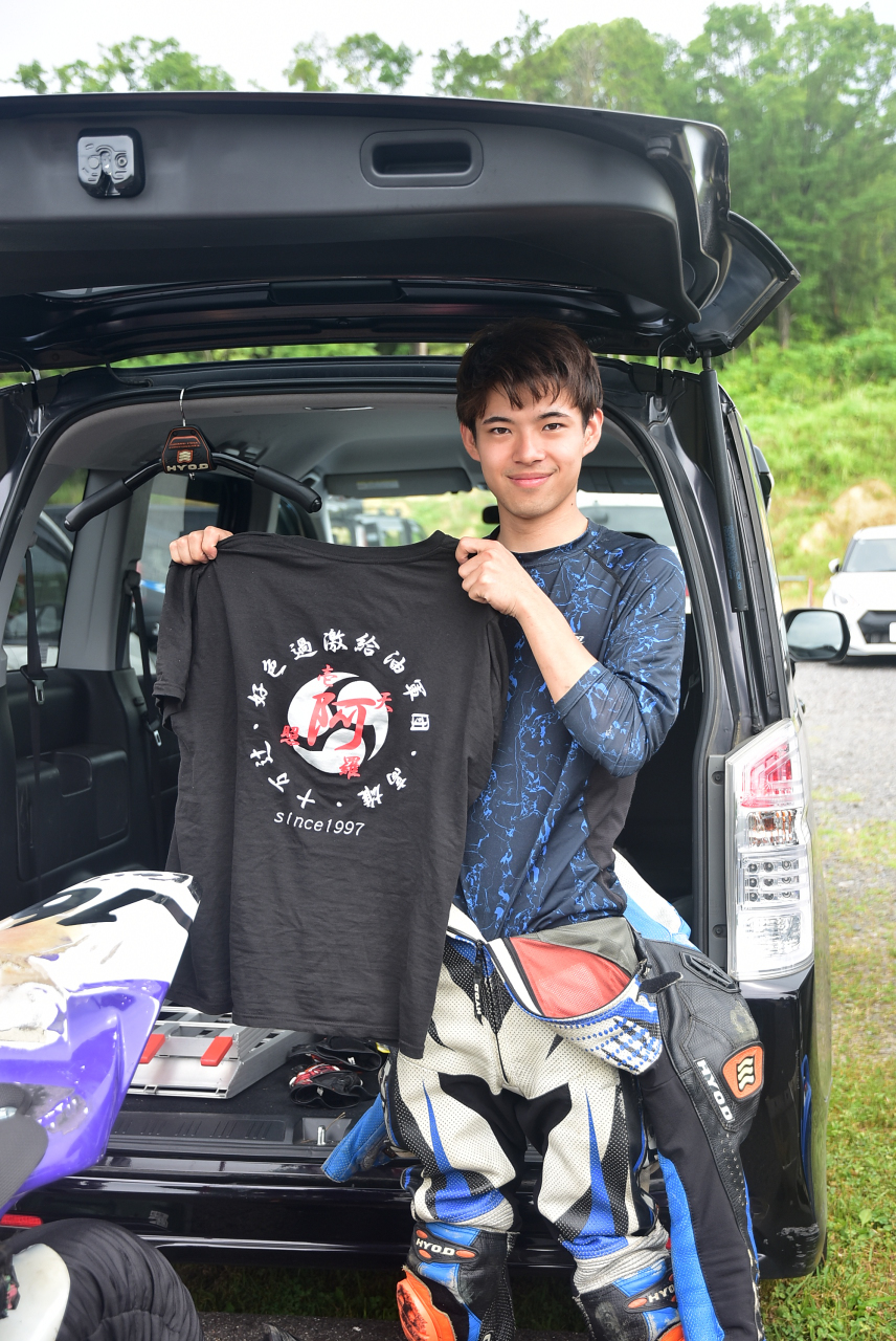 D72_9999 (04).JPG